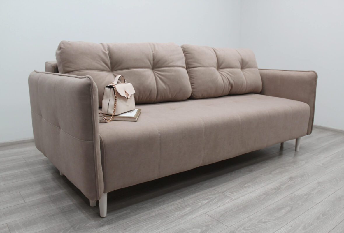 pryamyy-dyvan-bestinterio